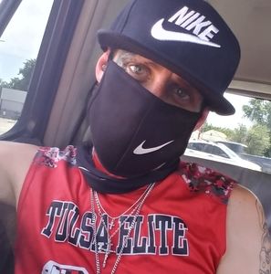 Meet your Posher, Clint